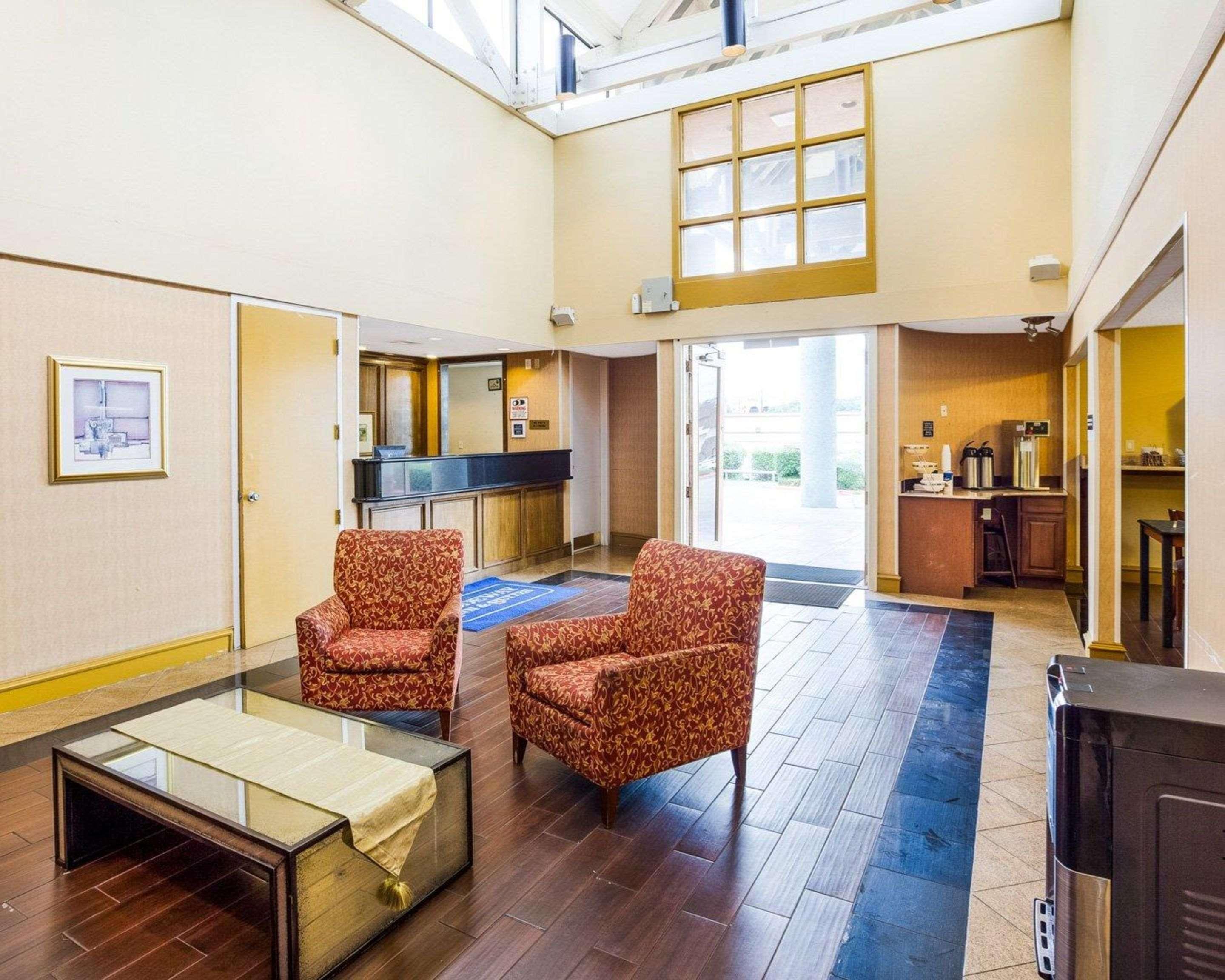 Rodeway Inn & Suites South Of Fiesta Park San Antonio Eksteriør bilde