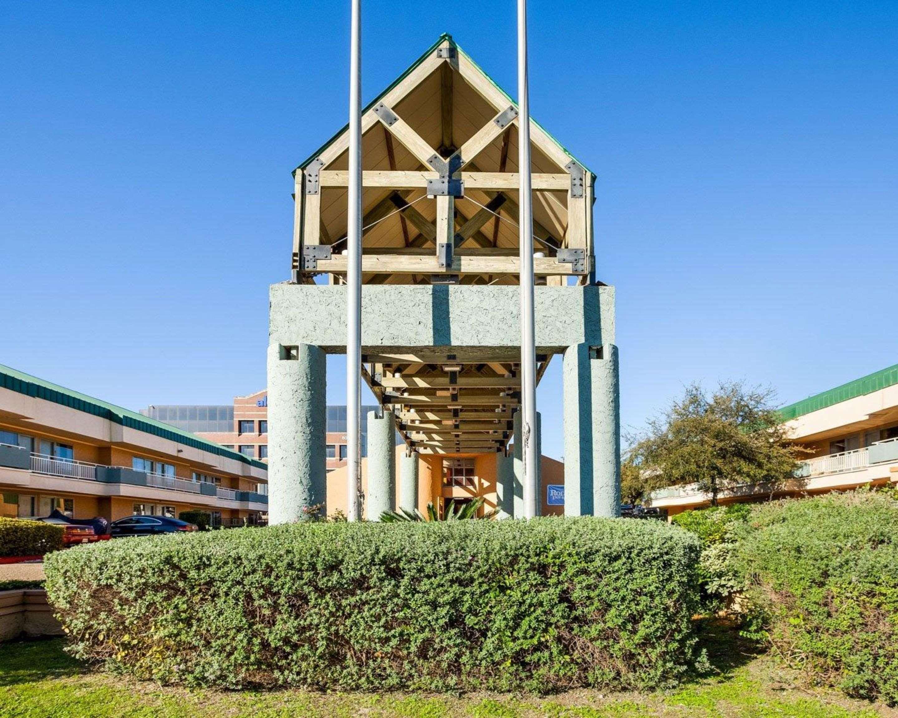 Rodeway Inn & Suites South Of Fiesta Park San Antonio Eksteriør bilde