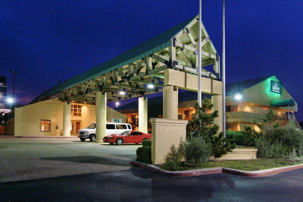Rodeway Inn & Suites South Of Fiesta Park San Antonio Eksteriør bilde